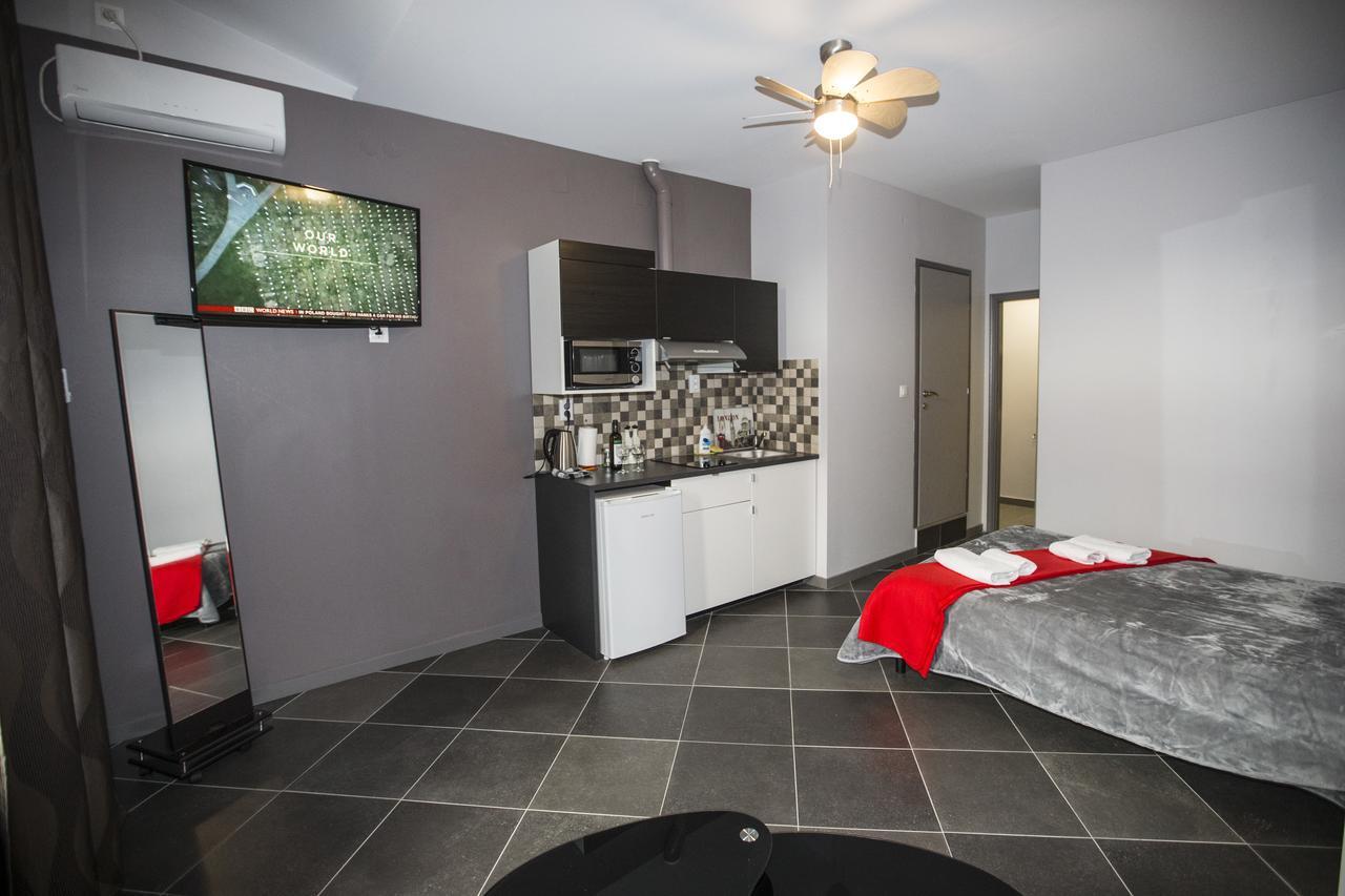 Apartamento Trendy Living In Monastiraki Atenas Exterior foto