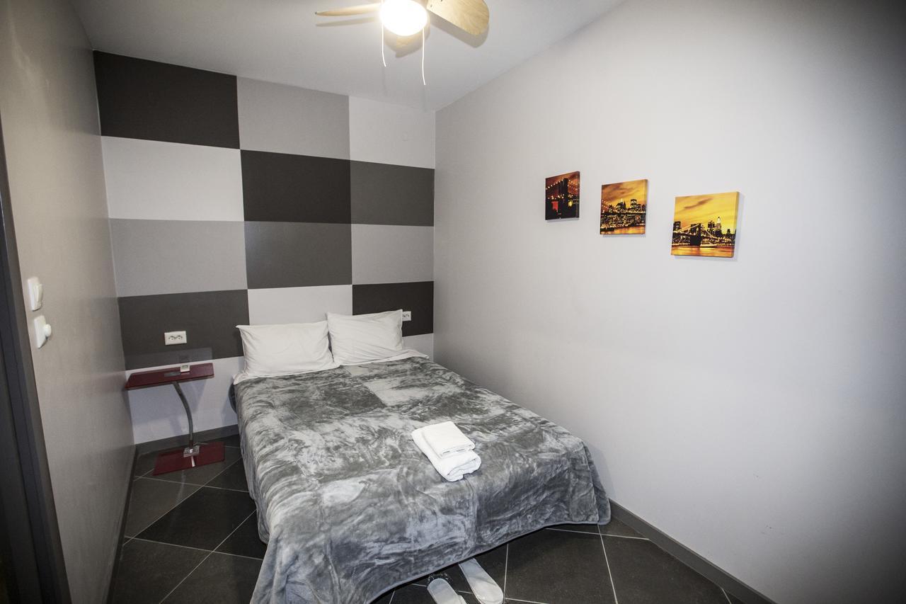 Apartamento Trendy Living In Monastiraki Atenas Exterior foto