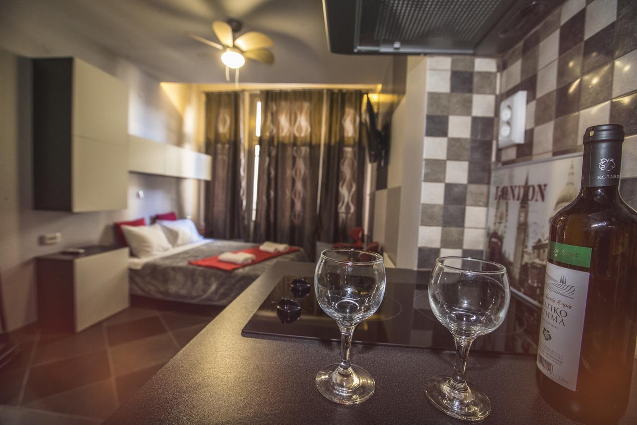 Apartamento Trendy Living In Monastiraki Atenas Exterior foto