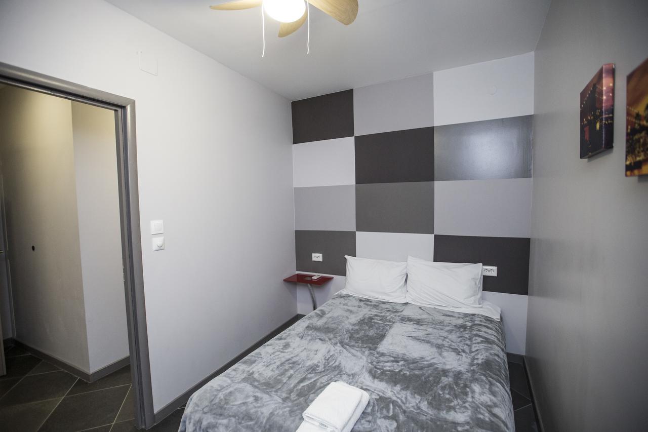 Apartamento Trendy Living In Monastiraki Atenas Exterior foto