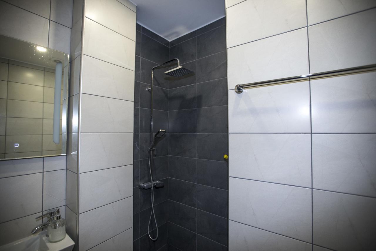 Apartamento Trendy Living In Monastiraki Atenas Exterior foto